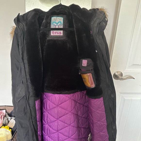 TNA winter Jacket size L - Picture 3 of 4